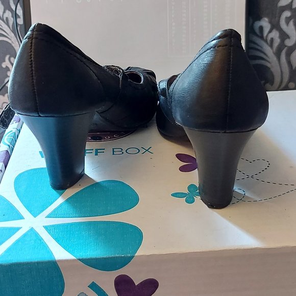 Spring sz 37 Black Mary Jane Pumps - Picture 3 of 7